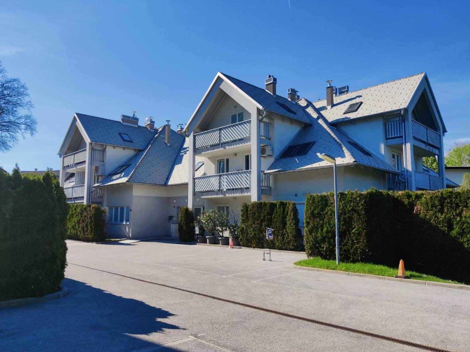 Sunshine Apartment Bled Exterior photo